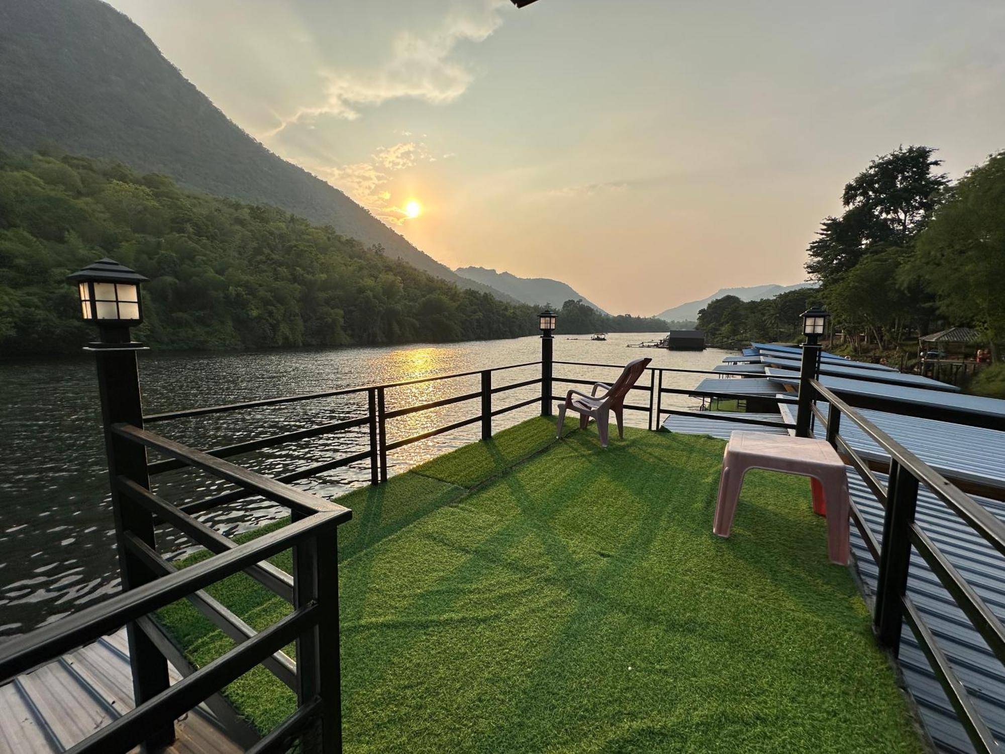 Phu Naphat Resort Tha Kradan Exterior photo